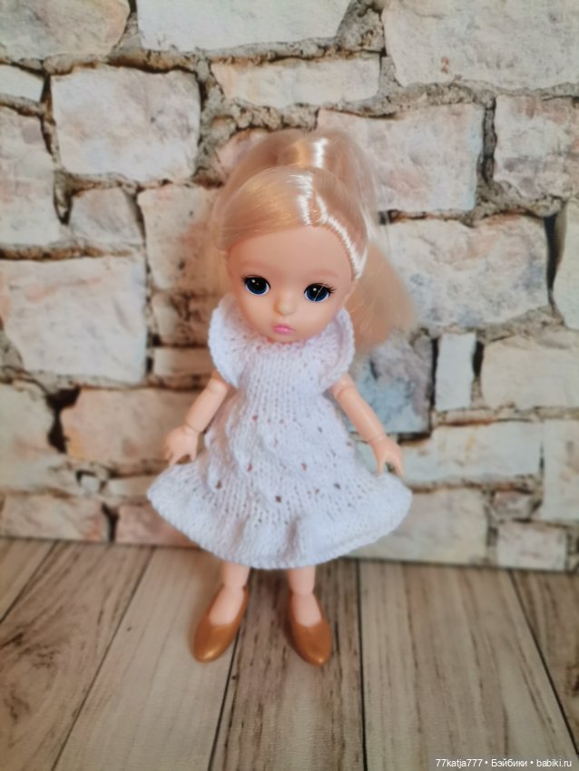 Новая "порция " вязаной одежды для маленькой куколки 11-12см (фото 2)