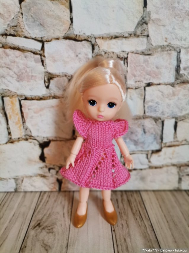 Новая "порция " вязаной одежды для маленькой куколки 11-12см (фото 6)