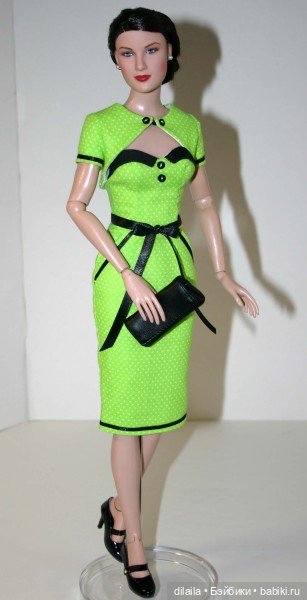 Выкройка PDF в натуральную величину / платье-футляр и болеро для кукол Тоннер RTB101 и похожих, 40см (фото 2)