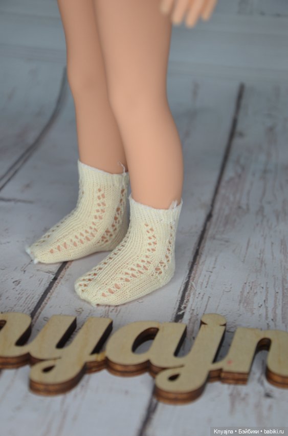 Ажурные фирменные носочки Паола Рейна, светлый лимонный цвет (фото 2)
