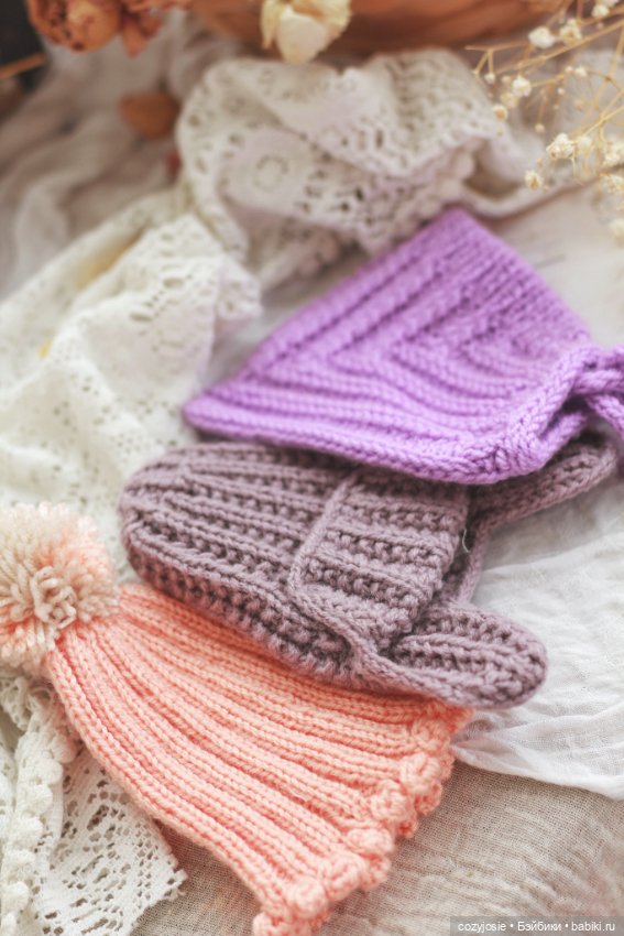 Набор Вязаных шапки для Блайз и других кукол