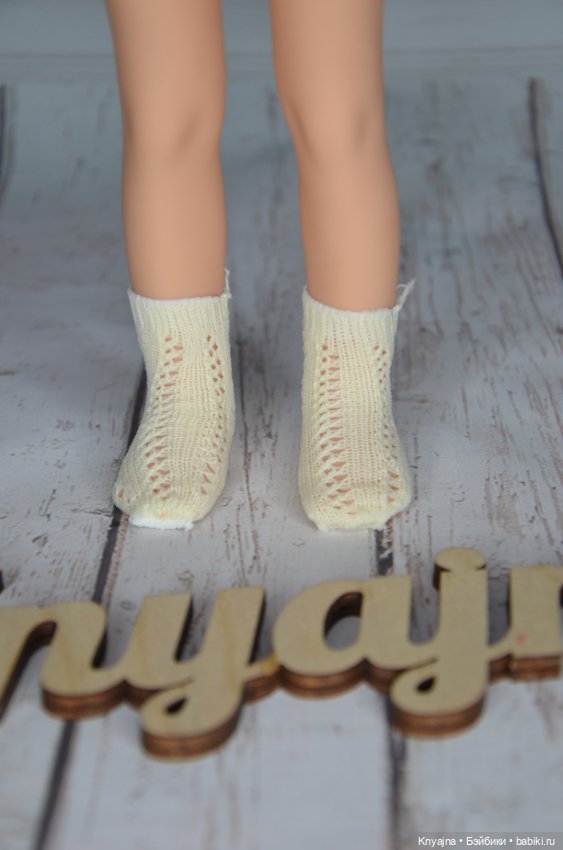 Ажурные фирменные носочки Паола Рейна, светлый лимонный цвет