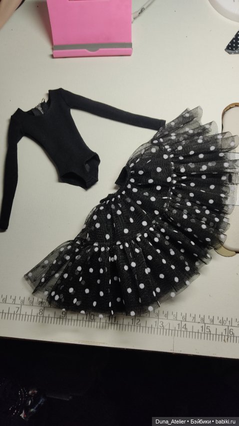 Комплект боди и юбка в горошек (фото 4)