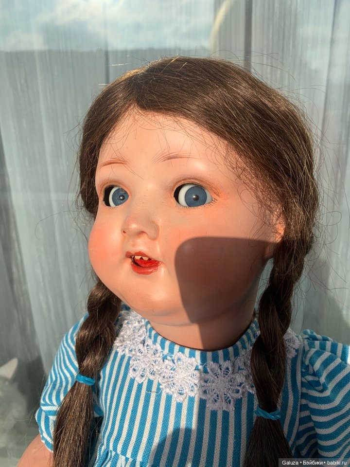 Крупная Плакса и флиртушка König & Wernicke (фото 5)