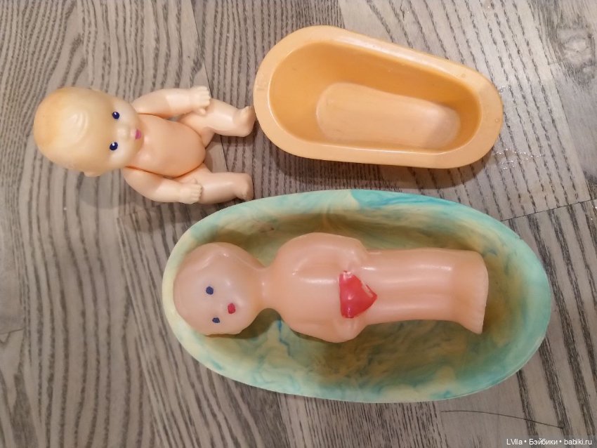 Два пупса Ссср и две ванночки (фото 3)