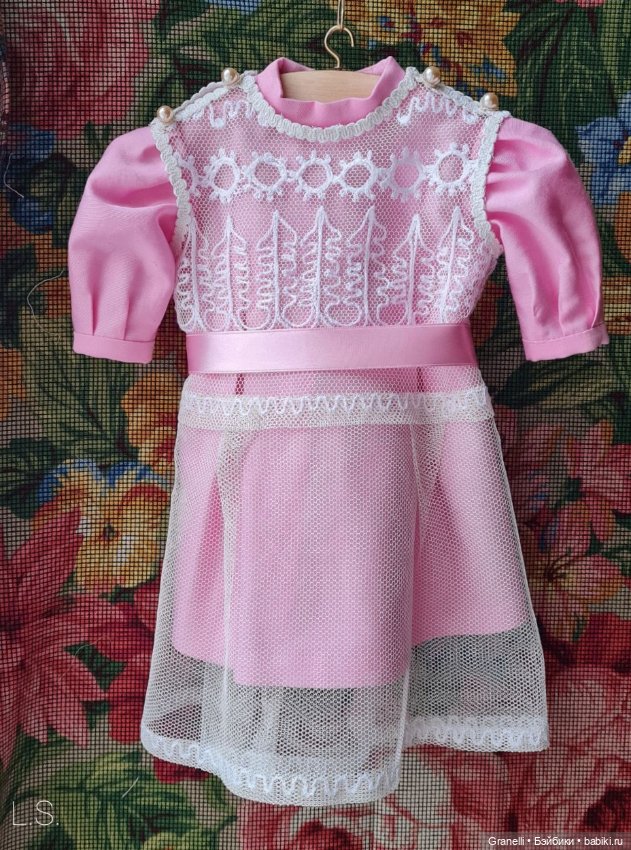 Платье и туфельки для антикварной куклы, комплект