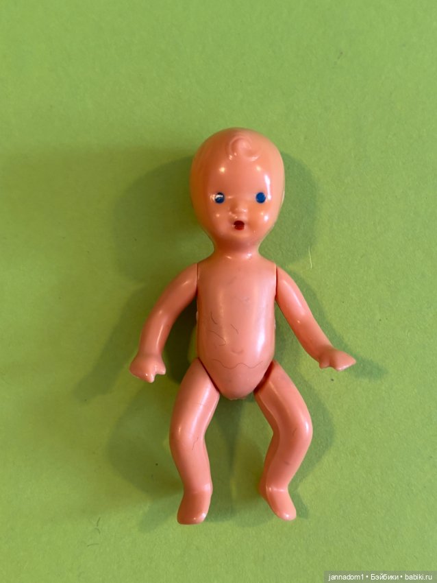 Чешский пупсик из колкого пластика, высота 8,5 см (фото 7)