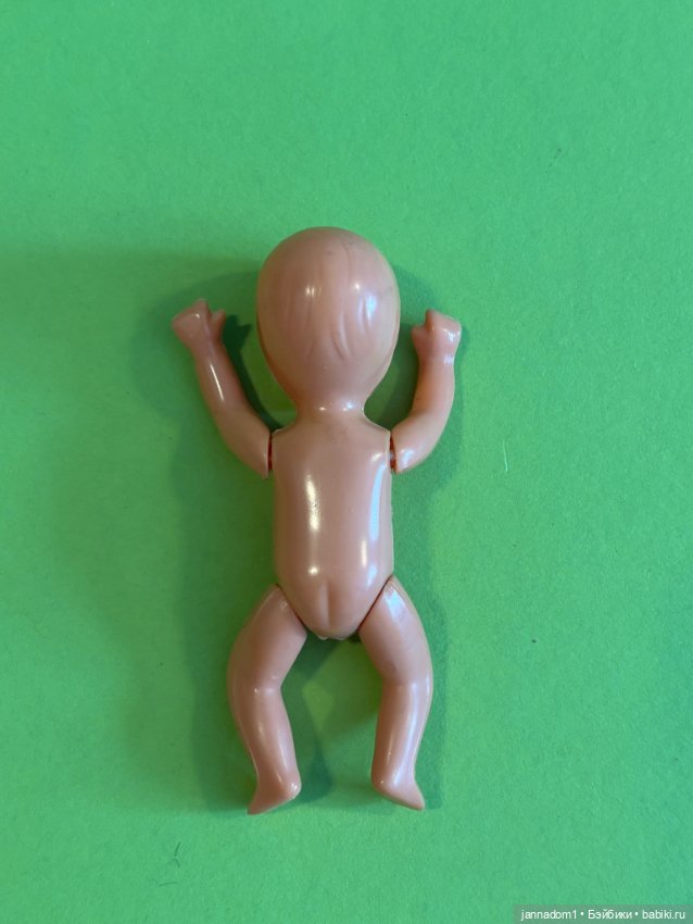 Чешский пупсик из колкого пластика, высота 8,5 см (фото 6)
