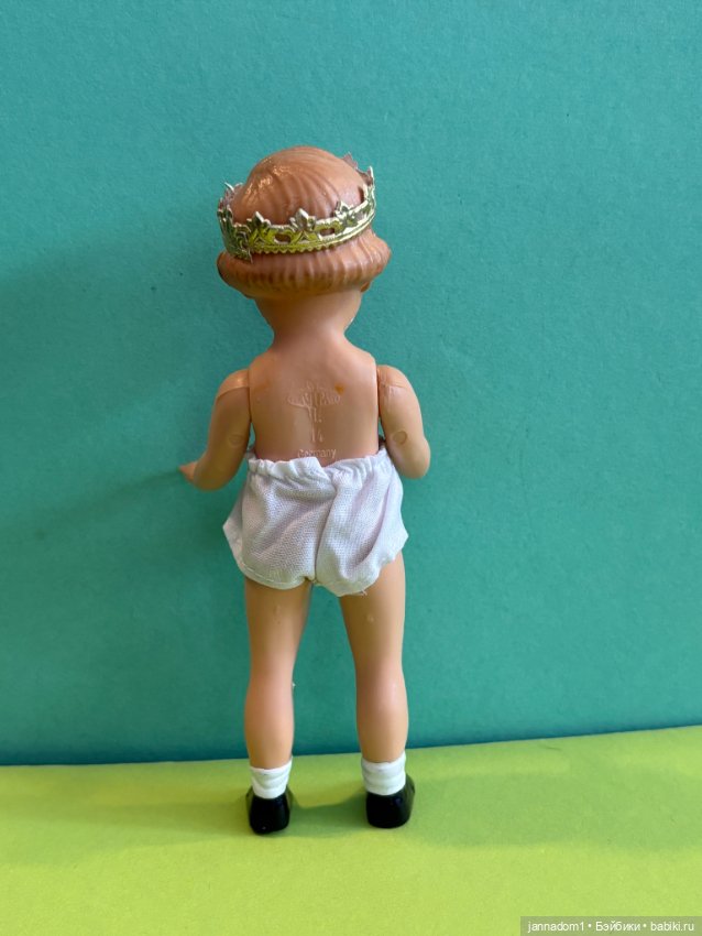 Немецкая куколка Plasticbaby с рельефными волосами, высота 14 см (фото 2)