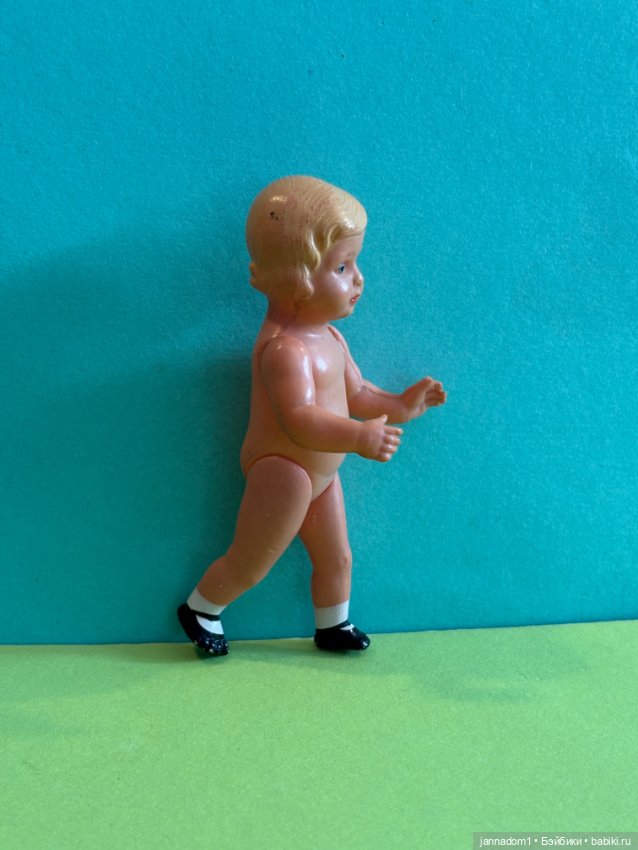 Целлулоидная куколка Minerva в желтой кофточке, высота 9 см (фото 4)