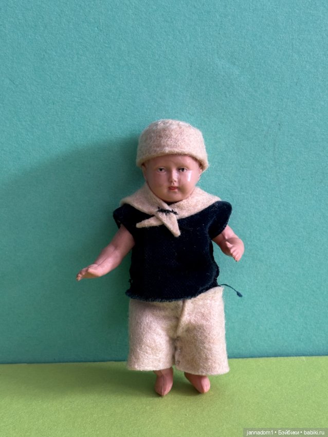 Целлулоидный пупсик Schildkrot довоенный, высота 8 см