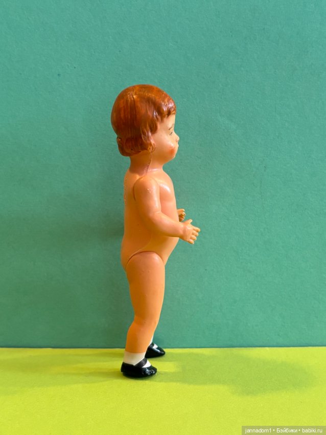 Целлулоидная куколка Minerva, родной аутфит, высота 11 см (фото 5)
