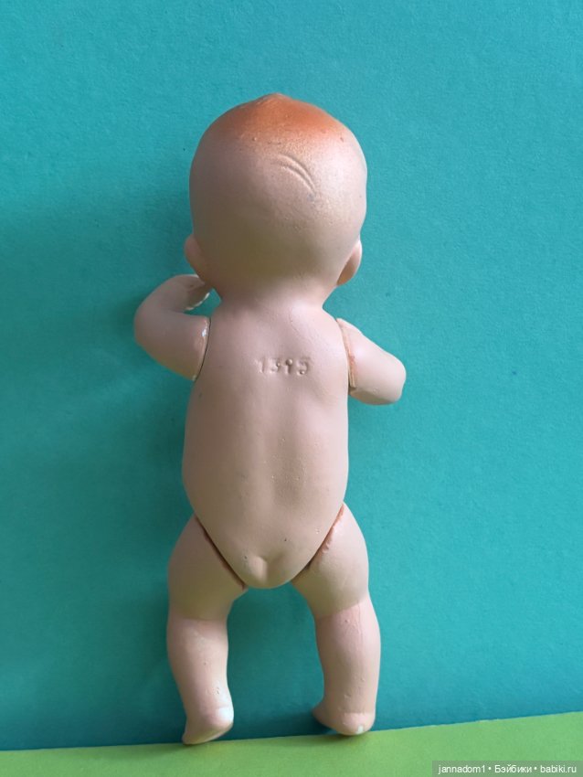 Керамические пупсики Hertwig с рельефными волосами, высота 15 см (фото 6)