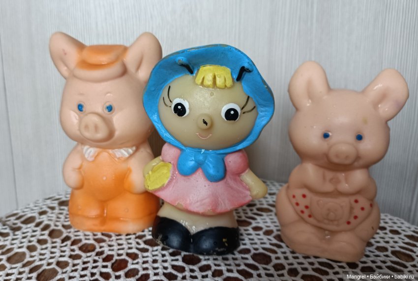 Два поросёнка и Муха-Цокотуха