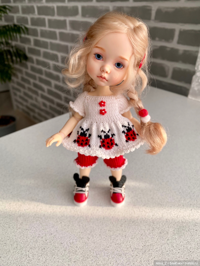 Костюм с божьими коровками для кукол Монст (фото 3)