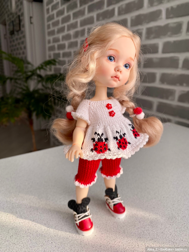 Костюм с божьими коровками для кукол Монст (фото 2)