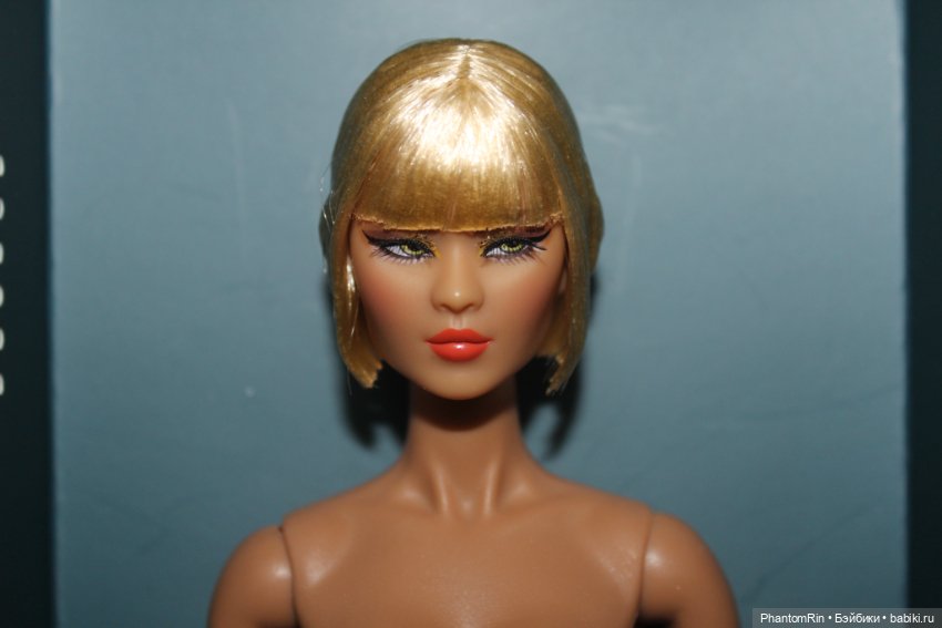 Navia Phan "Strut It Out" (фото 2)