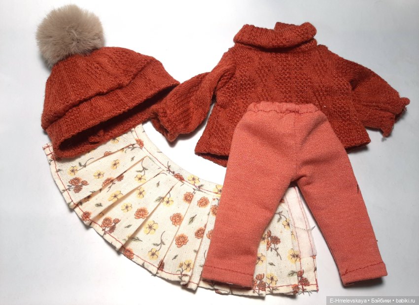 Продам аутфиты, или поменяю (фото 2)