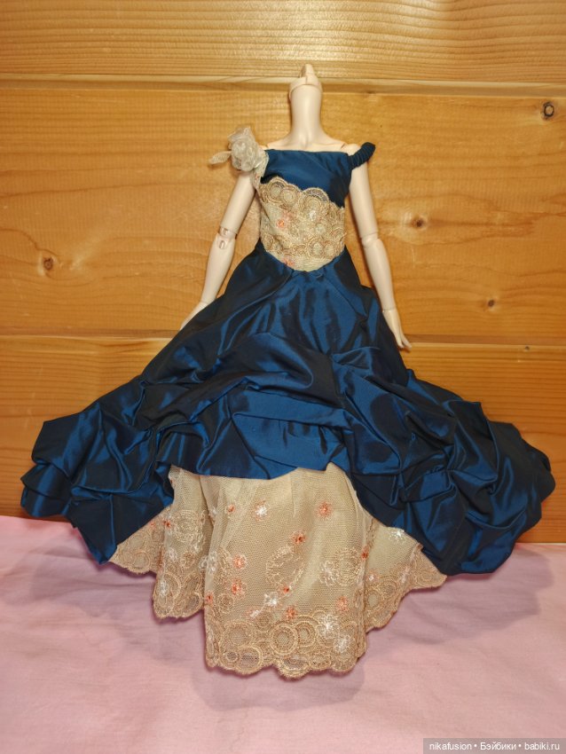 Платье шёлк на куклу Паоло Рейна, БЖД 39-42 см, тоннер