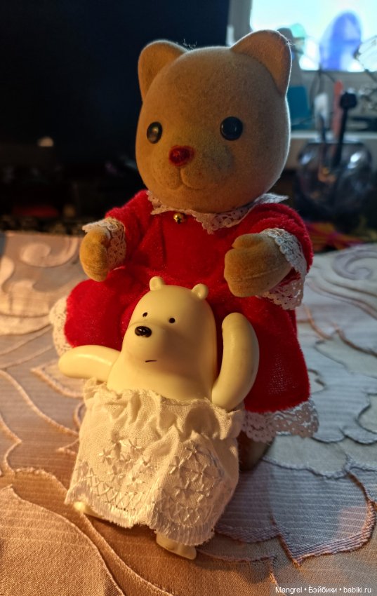 Две милые мишки — Винтажные куклы и игрушки детства (фото 4)