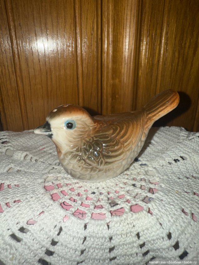 Реалистичная птичка керамика германия