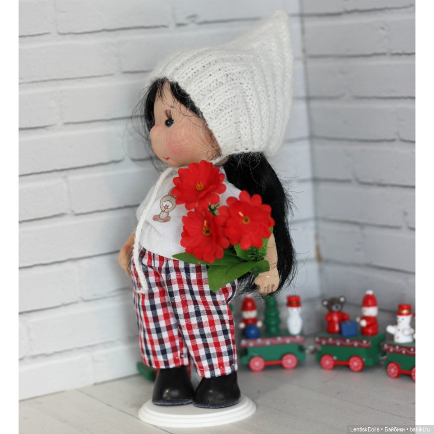 Текстильная куколка ручной работы (фото 4)