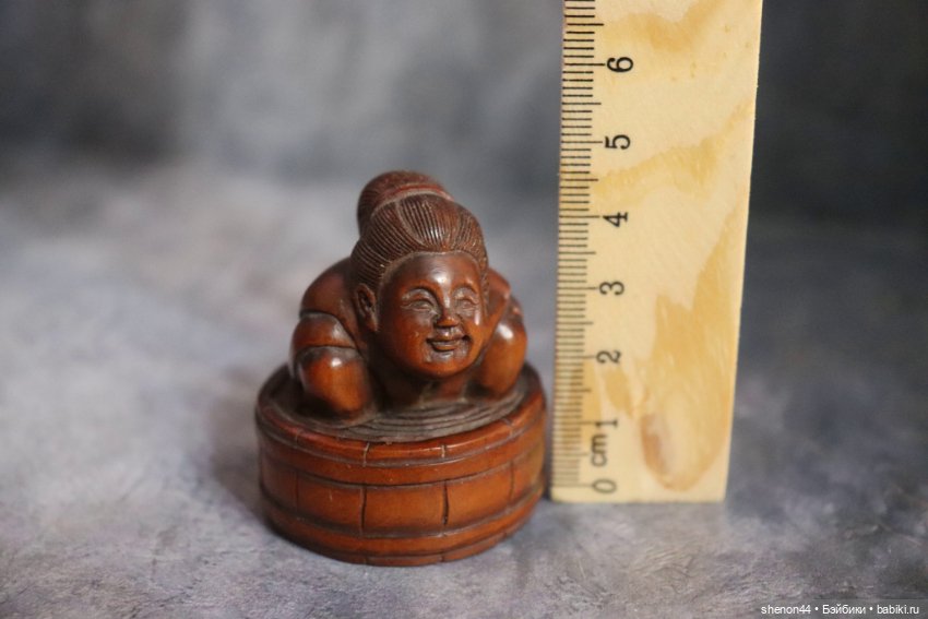 Нэцкэ "Женщина в ванне". Винтаж (фото 6)