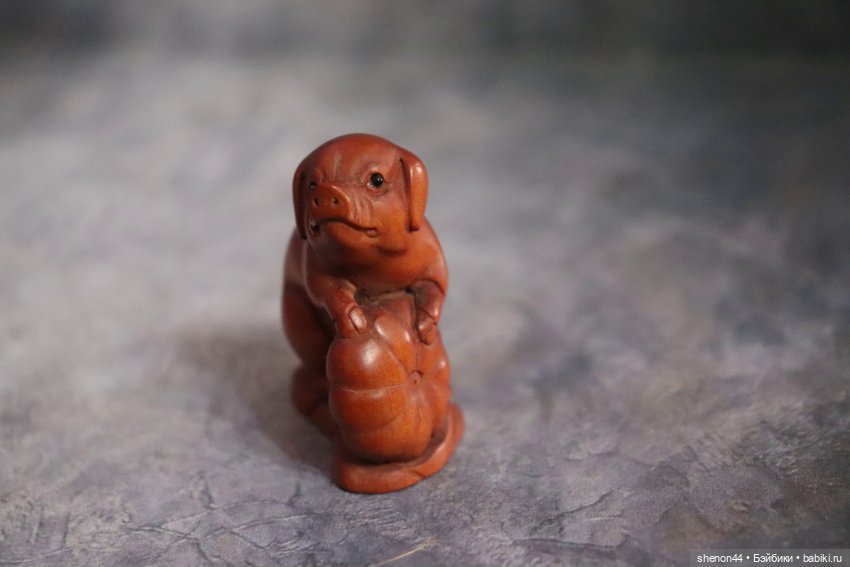 Нэцкэ "Поросенок с тыквой". Винтаж (фото 6)