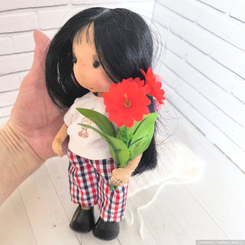Текстильная куколка ручной работы (фото 8)