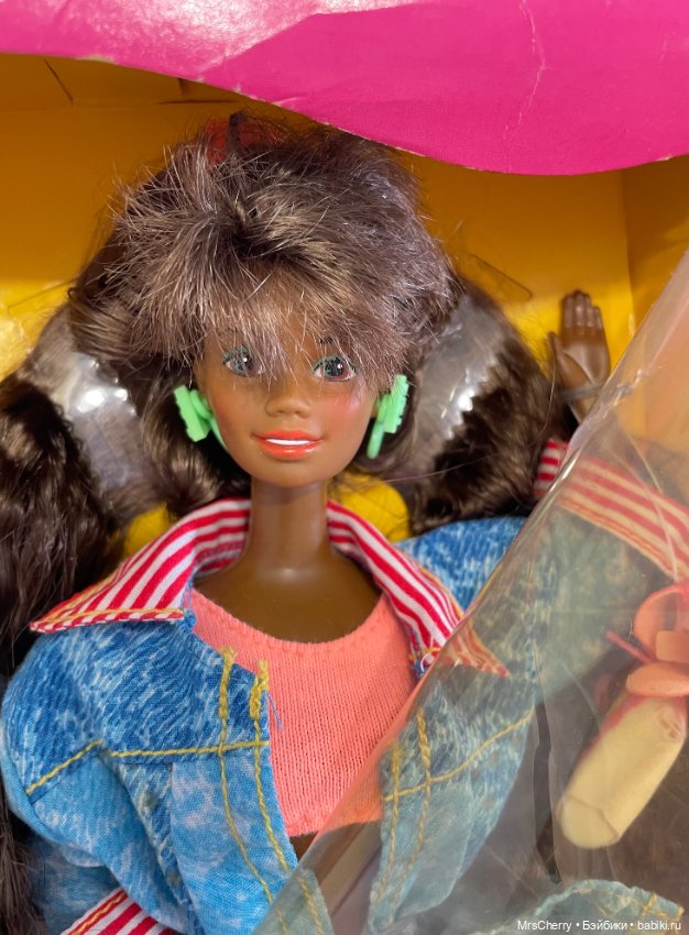 Christie All American Barbie / Reebok edition