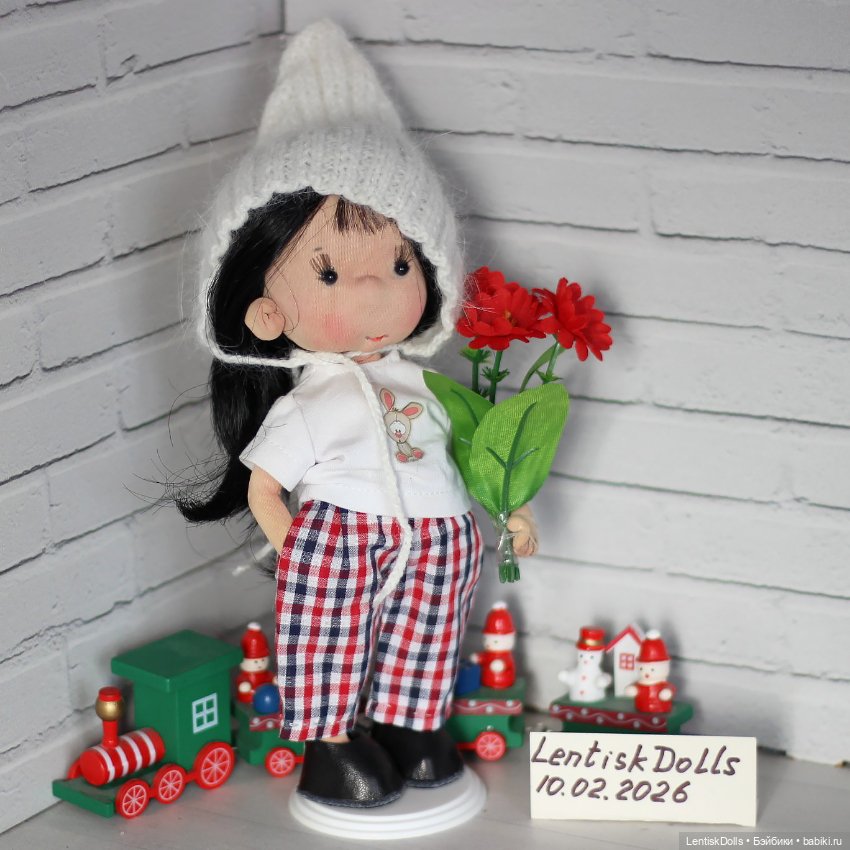 Текстильная куколка ручной работы