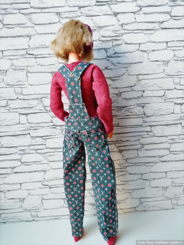 Одежда на Момоко поппи барби петит комбинезон Луи вюттон и лонгслив- боди (фото 5)