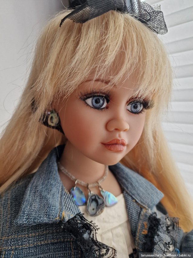 Lizzie Jan Mclean — Коллекционные куклы