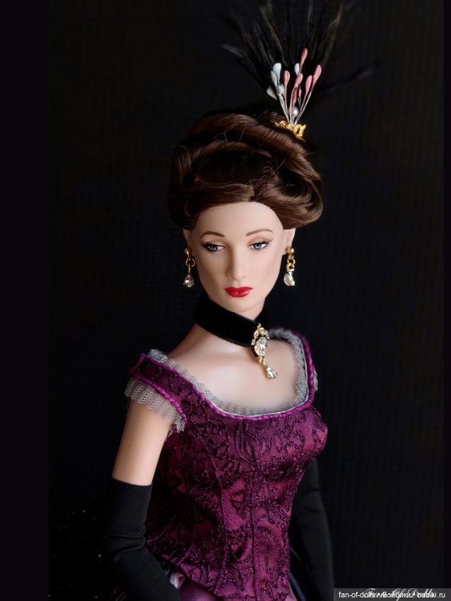 Вечерний наряд "Мовеин" для кукол Тоннер 40 см (фото 2)