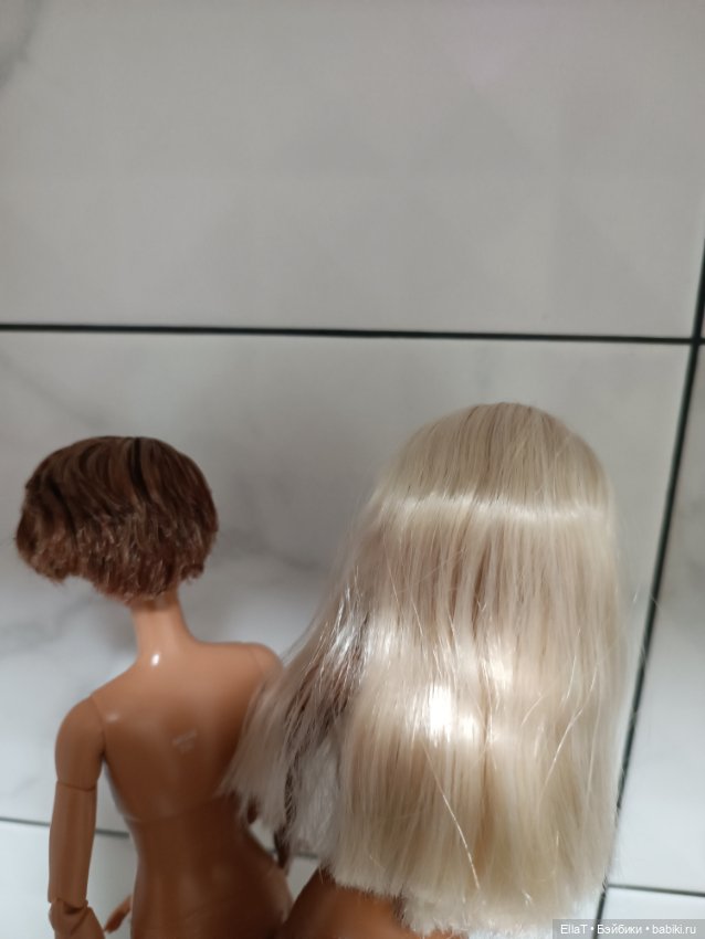 Лот кукол Барби ( Barbie Styled by Patti Wilson, Виктория лукс и ещё 2 його тела) (фото 5)