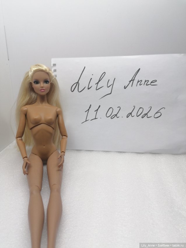 Dynamite Girls Aria London Calling