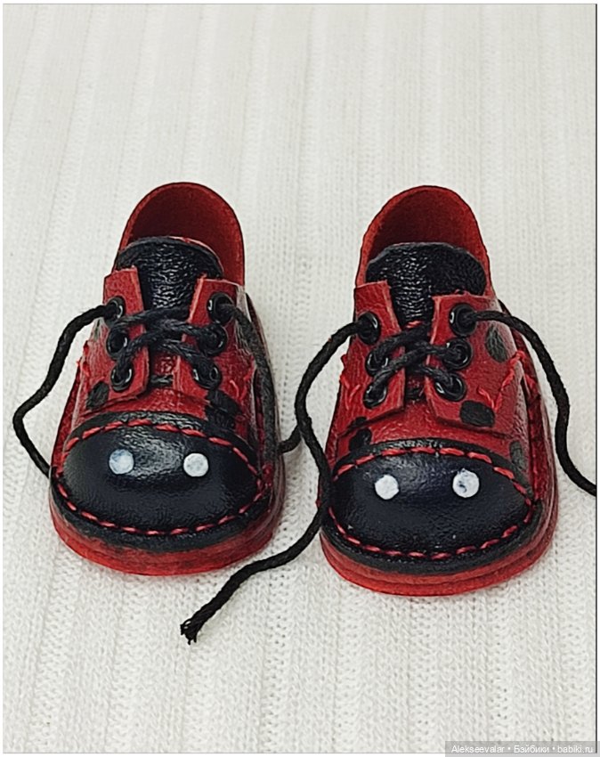 Обувь для кукол Paola Reina