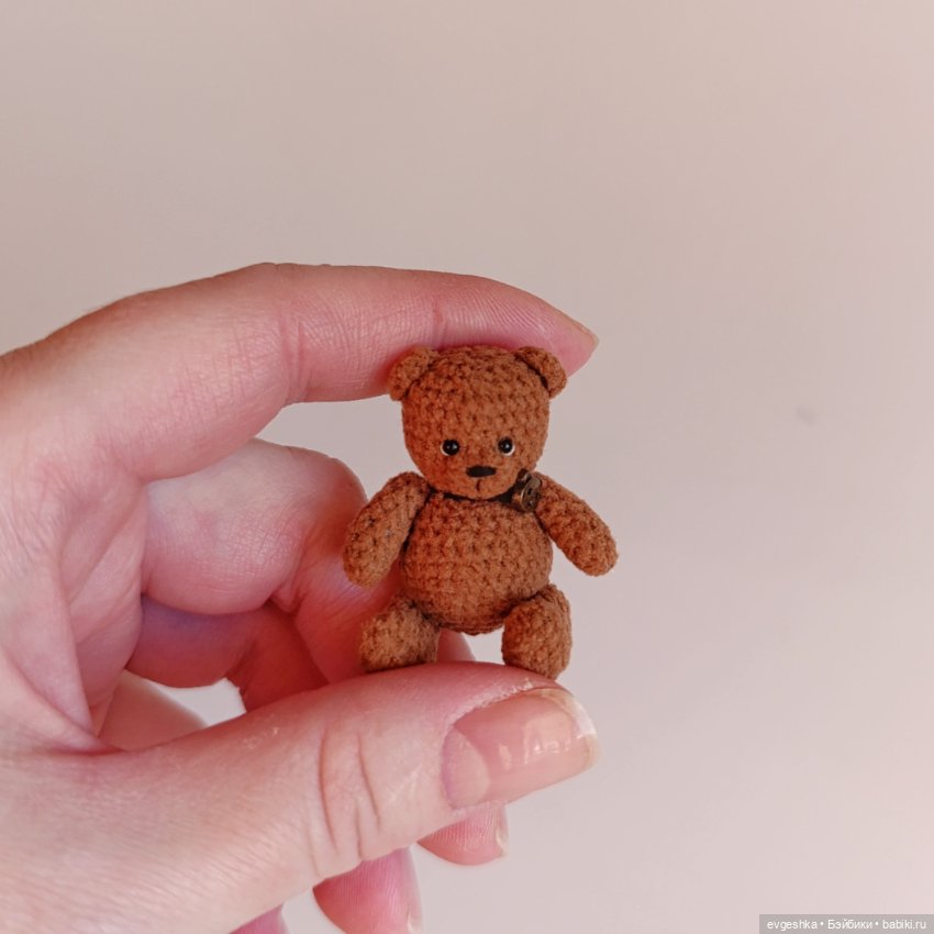 Мишка 4,5 см. Вязаный миниатюрный мишутка (фото 2)