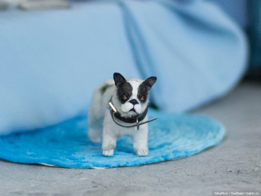 Французский бульдог для Барби в смешанной технике формат 1/6