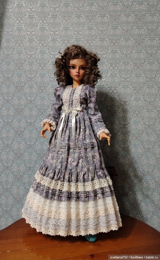 Розы на сером — Одежда для BJD