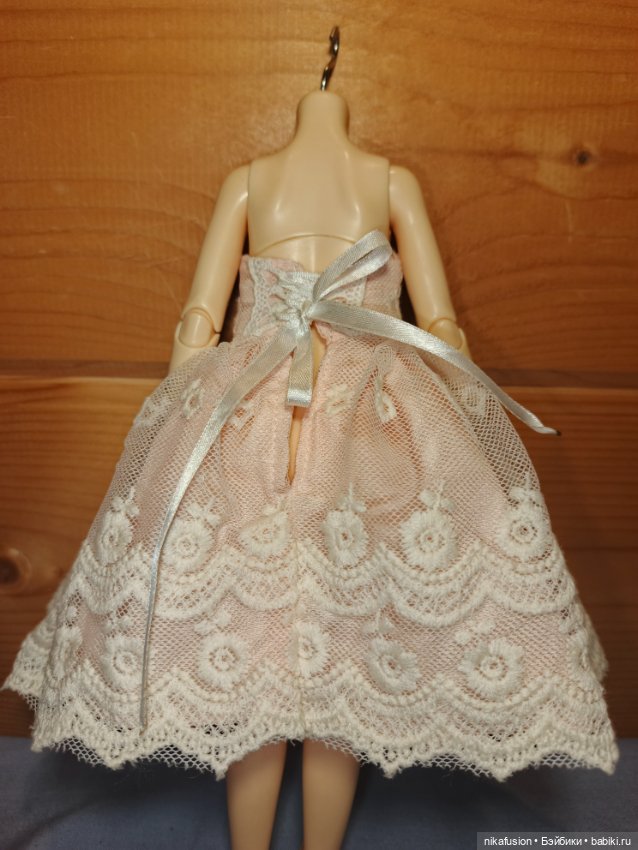 Платье на куклу БЖД 1:6 Fashion шнуровка (фото 5)