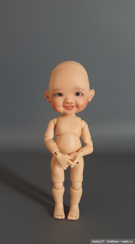 Gigi twinkle Meadows doll cream