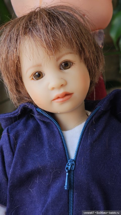 Jonathan от Heidi Plusczok, выпуск студии 2011 года