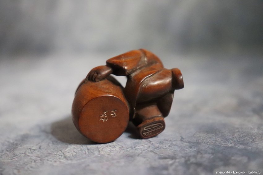 Нэцкэ "Торговец" — Статуэтки (фото 4)