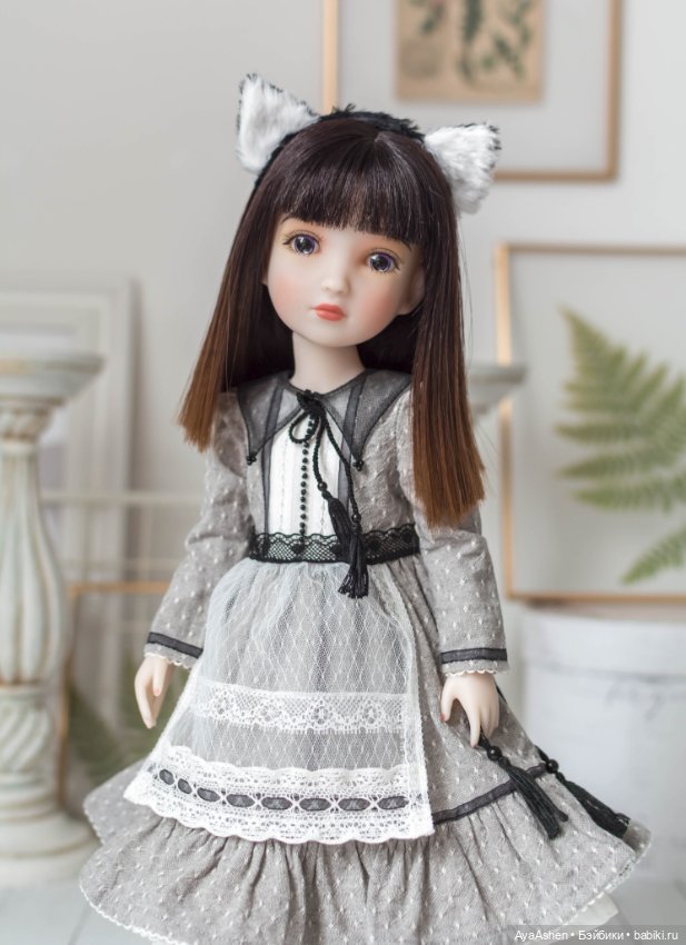 Одежда для Ruby Red Руби Ред: платье, ободок, воротничок, фартук, юбочка, чулочки (фото 2)