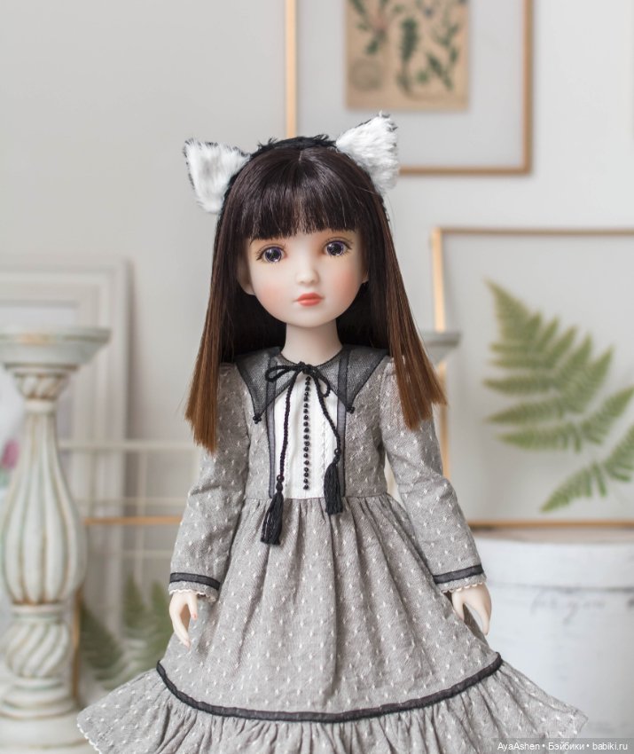 Одежда для Ruby Red Руби Ред: платье, ободок, воротничок, фартук, юбочка, чулочки (фото 3)