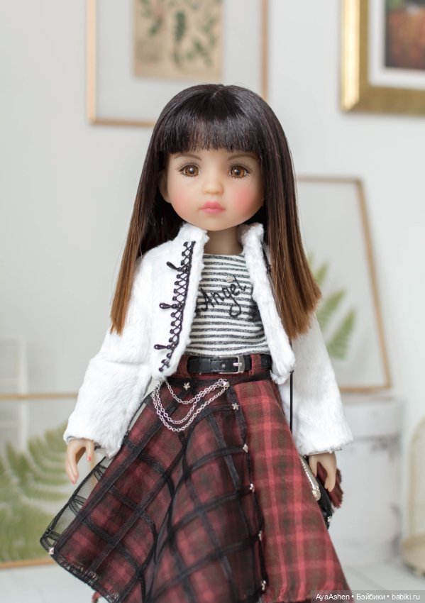 Одежда для Ruby Red Руби Ред: жакет, логслив, юбка, фартук, сумка, чулки, пояс (фото 2)