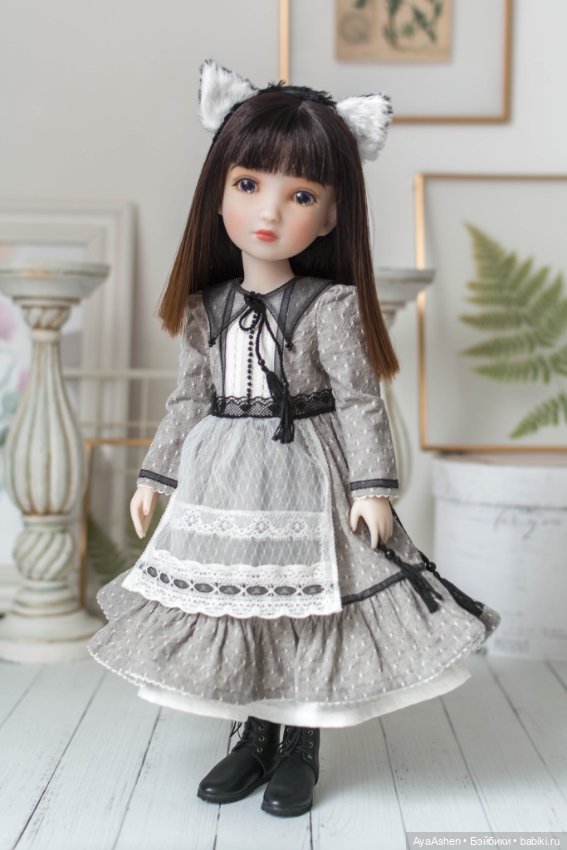 Одежда для Ruby Red Руби Ред: платье, ободок, воротничок, фартук, юбочка, чулочки