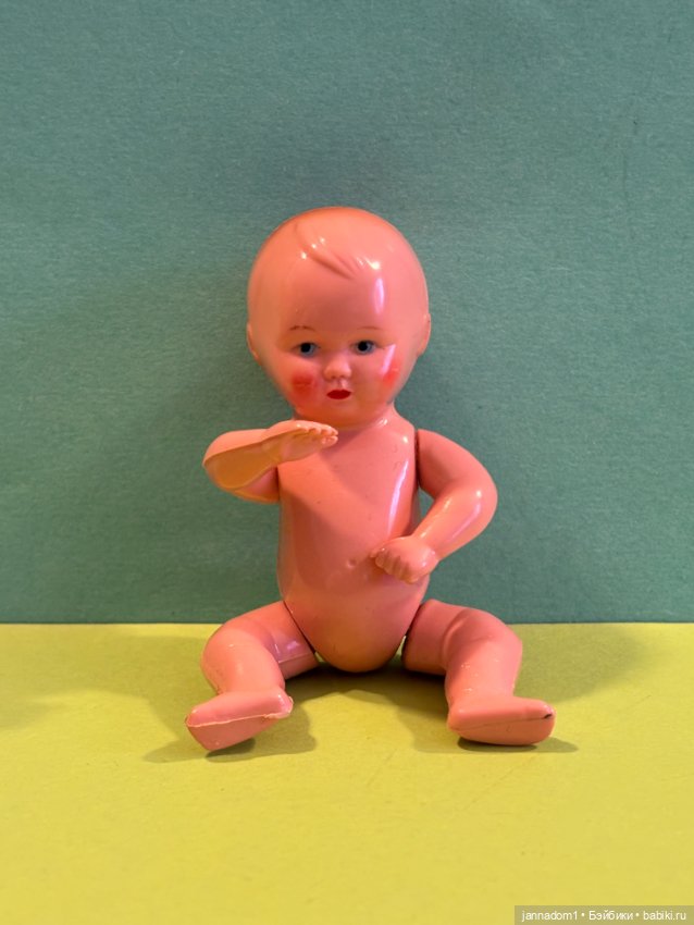 Пупсик из колкого пластика Celba, высота 9 см