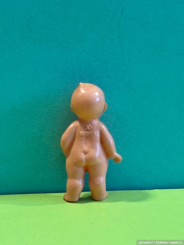 Целлулоидный пупсик кьюпи Minerva, высота 5 см (фото 6)